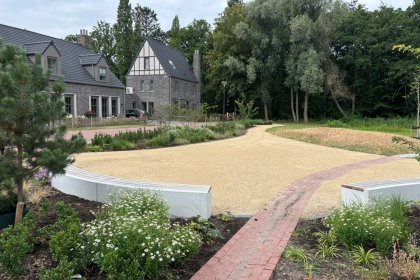 landgoed steenenburg vlijmen halfverharding komex geel